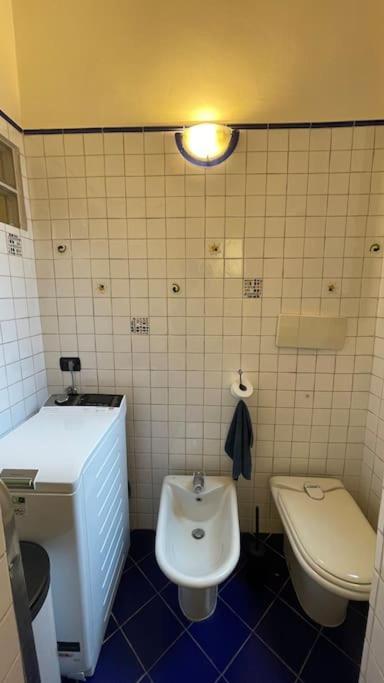 "Iris" Milano Lunigiana In Stazione Centrale Apartman Kültér fotó